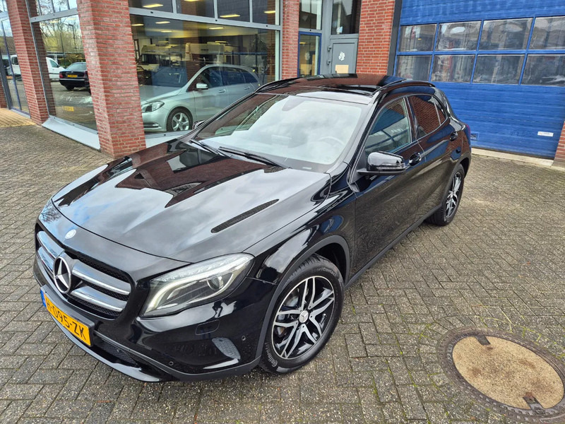 Mercedes-Benz GLA 200 AMG line Automaat prestige - سيارة: صور 2 Mercedes-Benz GLA 200 AMG line Automaat prestige - سيارة: صور 2