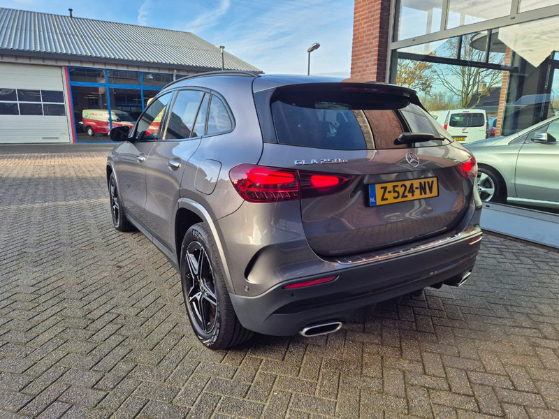 Mercedes-Benz GLA 250 E Hybrid AMG line - سيارة: صور 4 Mercedes-Benz GLA 250 E Hybrid AMG line - سيارة: صور 4
