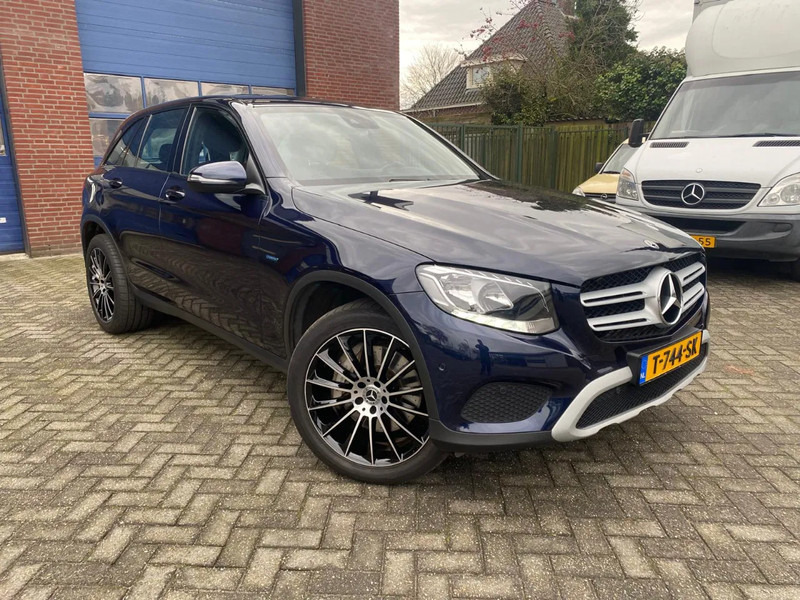 Mercedes-Benz GLC. 4 matic..... 350E benzine /Hybrid - سيارة دفع رباعي: صور 1 Mercedes-Benz GLC. 4 matic..... 350E benzine /Hybrid - سيارة دفع رباعي: صور 1