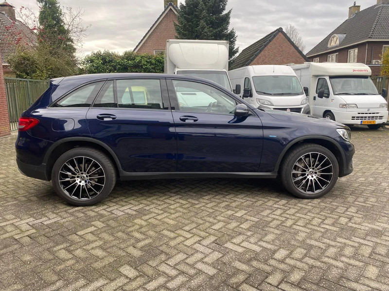 Mercedes-Benz GLC. 4 matic..... 350E benzine /Hybrid - سيارة دفع رباعي: صور 3 Mercedes-Benz GLC. 4 matic..... 350E benzine /Hybrid - سيارة دفع رباعي: صور 3