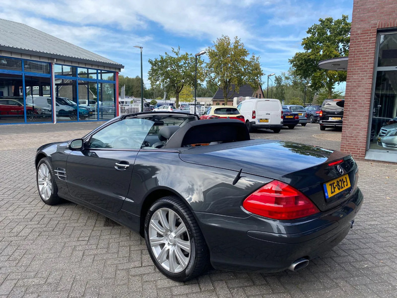 Mercedes-Benz SL-Klasse 350 cabrio autom. - كابريوليه: صور 1 Mercedes-Benz SL-Klasse 350 cabrio autom. - كابريوليه: صور 1