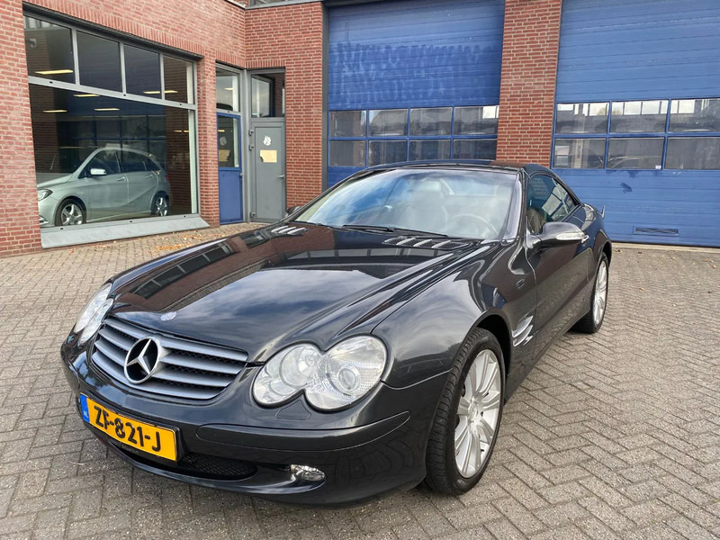 Mercedes-Benz SL-Klasse 350 cabrio autom. - كابريوليه: صور 4 Mercedes-Benz SL-Klasse 350 cabrio autom. - كابريوليه: صور 4