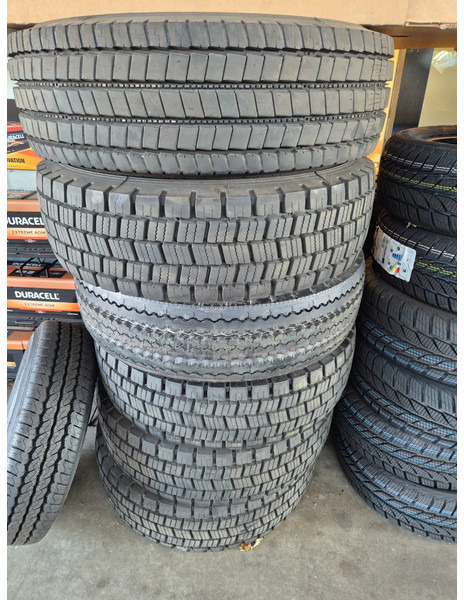 Michelin 235/75R 17.5 - الإطارات - شاحنة: صور 2 Michelin 235/75R 17.5 - الإطارات - شاحنة: صور 2