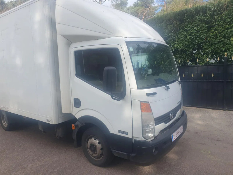 Nissan Cabstar TL3513 - الشاحنات الصغيرة صندوق مغلق: صور 2 Nissan Cabstar TL3513 - الشاحنات الصغيرة صندوق مغلق: صور 2