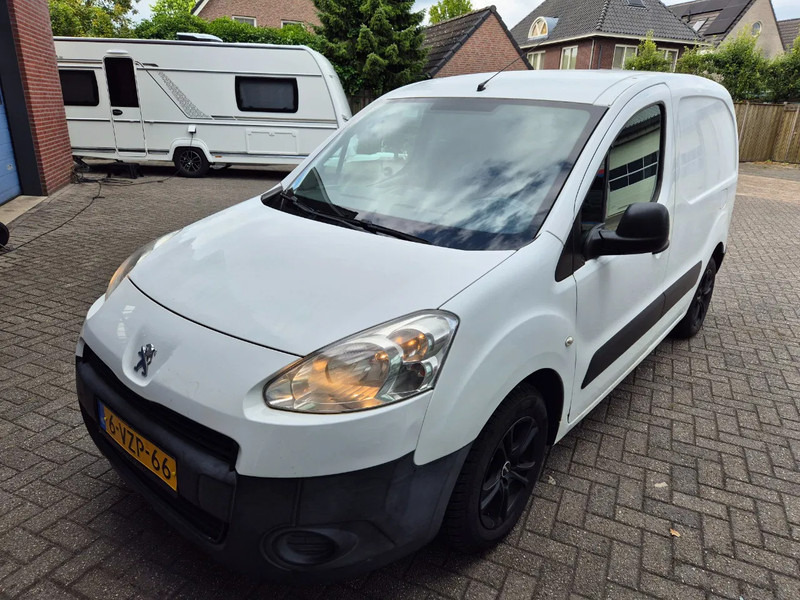 Peugeot Partner 1.6 D - فان المدمجة: صور 4 Peugeot Partner 1.6 D - فان المدمجة: صور 4