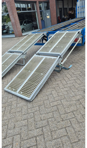 Volvo FL 6.. 11990kg 6cil.210pk - شاحنة نقل سيارات شاحنة: صور 5 Volvo FL 6.. 11990kg 6cil.210pk - شاحنة نقل سيارات شاحنة: صور 5