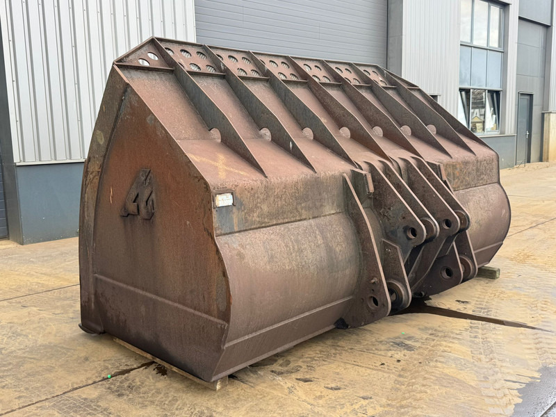 ARDEN CAT 980G - بكت: صور 3 ARDEN CAT 980G - بكت: صور 3