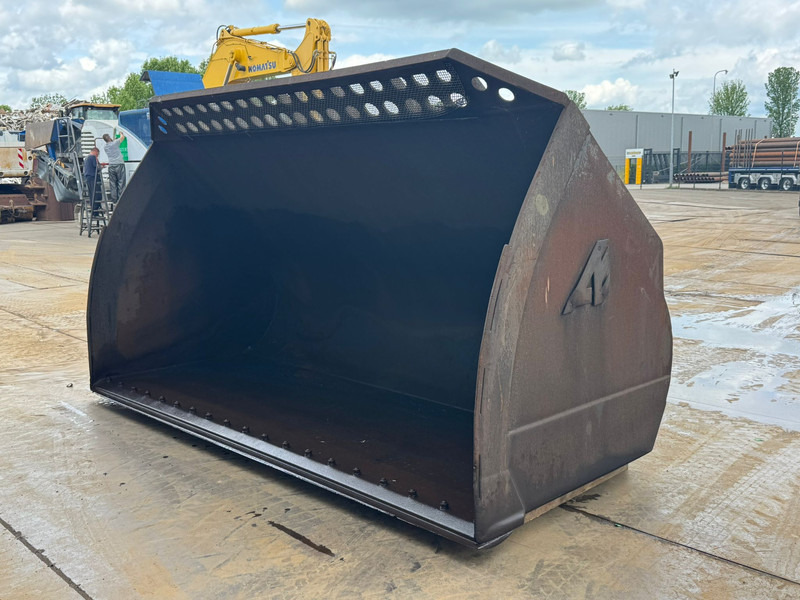 ARDEN CAT 980G - بكت: صور 5 ARDEN CAT 980G - بكت: صور 5