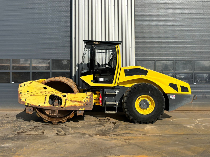 Bomag BW219PDH-5 - مدحلة: صور 1 Bomag BW219PDH-5 - مدحلة: صور 1
