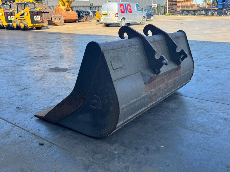 CW30 / CW40 Slotenbak 2200mm bucket - بكت: صور 5 CW30 / CW40 Slotenbak 2200mm bucket - بكت: صور 5