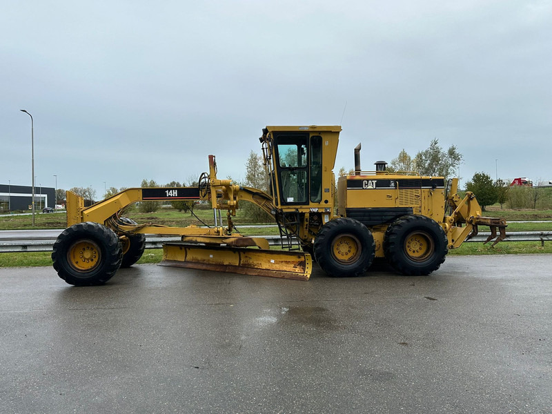Caterpillar 14H - آلة تسوية الأرض: صور 1 Caterpillar 14H - آلة تسوية الأرض: صور 1