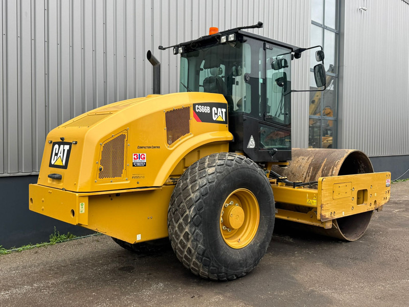 Caterpillar CS66B - مدحلة: صور 5 Caterpillar CS66B - مدحلة: صور 5