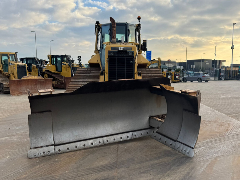 Caterpillar D6N LGP - بلدوزر: صور 4 Caterpillar D6N LGP - بلدوزر: صور 4