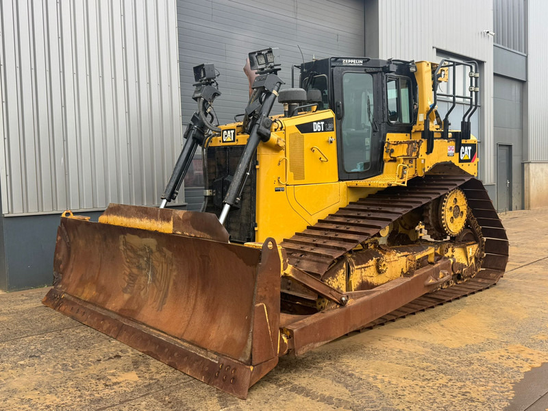Caterpillar D6T LGP - بلدوزر: صور 2 Caterpillar D6T LGP - بلدوزر: صور 2