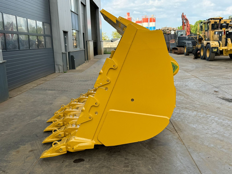 Caterpillar Loader Bucket PIN ON CAT988K,6.9m3,158in - بكت: صور 2 Caterpillar Loader Bucket PIN ON CAT988K,6.9m3,158in - بكت: صور 2