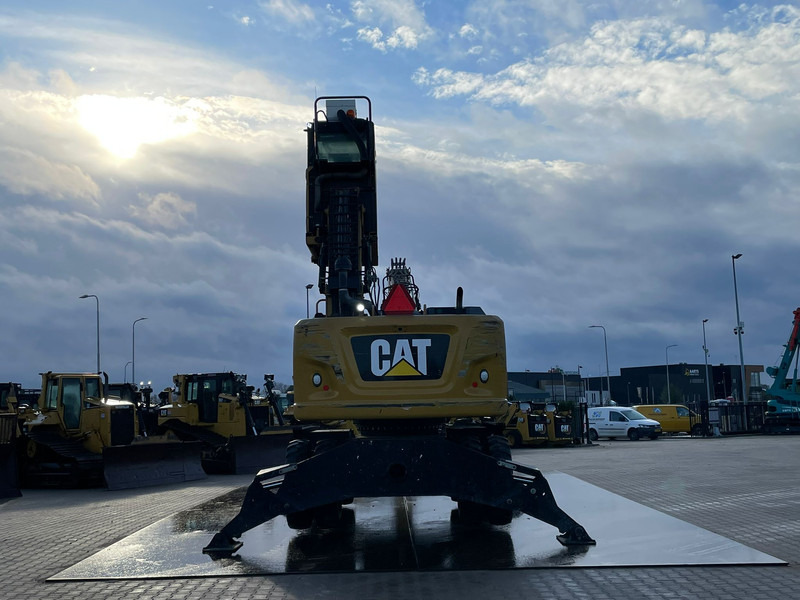 Caterpillar MH3024 - حفارة على عجلات: صور 4 Caterpillar MH3024 - حفارة على عجلات: صور 4