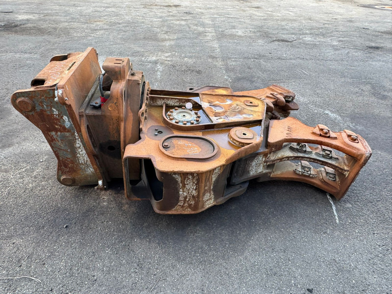 Caterpillar VTK40/MP20PP OQ80 - ماكينة القص الهيدروليكي: صور 4 Caterpillar VTK40/MP20PP OQ80 - ماكينة القص الهيدروليكي: صور 4