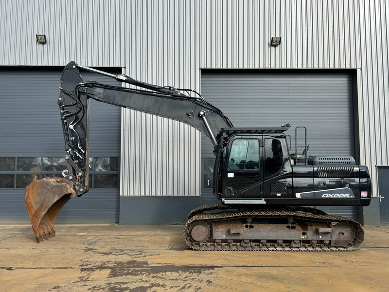 Doosan DX225LC-5 - حفارات زحافة: صور 1 Doosan DX225LC-5 - حفارات زحافة: صور 1