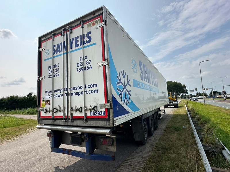 Gray and Adams Meat Hook Thermo King SLXE 400 - مبردة نصف مقطورة: صور 5 Gray and Adams Meat Hook Thermo King SLXE 400 - مبردة نصف مقطورة: صور 5