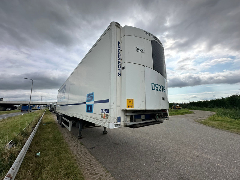 Gray and Adams Meat Hook Thermo King SLXE 400 - مبردة نصف مقطورة: صور 5 Gray and Adams Meat Hook Thermo King SLXE 400 - مبردة نصف مقطورة: صور 5