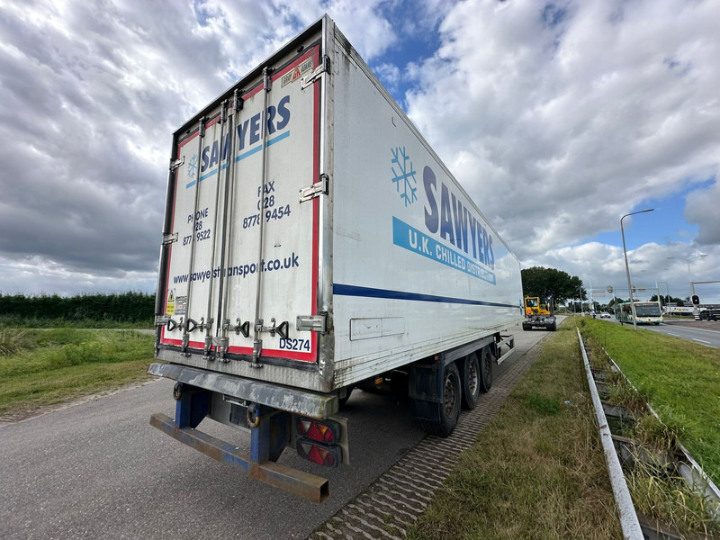 Gray and Adams Meat Hook Thermo King SLXE 400 - مبردة نصف مقطورة: صور 4 Gray and Adams Meat Hook Thermo King SLXE 400 - مبردة نصف مقطورة: صور 4