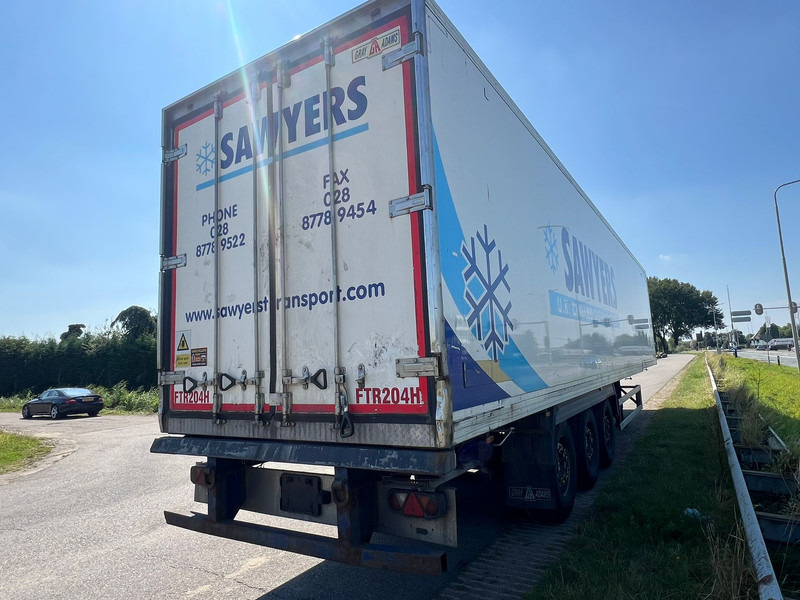 Gray and Adams Meat Hook Thermo King SLXE 400 - مبردة نصف مقطورة: صور 5 Gray and Adams Meat Hook Thermo King SLXE 400 - مبردة نصف مقطورة: صور 5