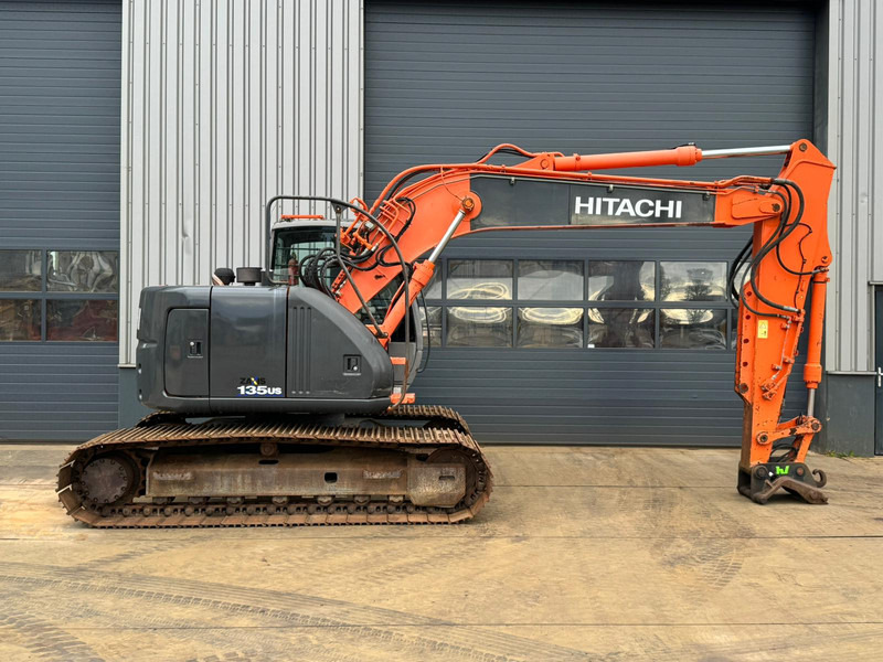 حفارات زحافة Hitachi ZX135US: صور 6