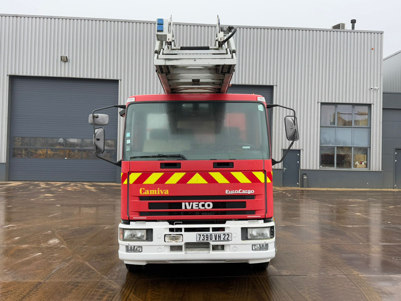 Iveco 130E23 4x2 Firetruck - المطافئ: صور 3 Iveco 130E23 4x2 Firetruck - المطافئ: صور 3