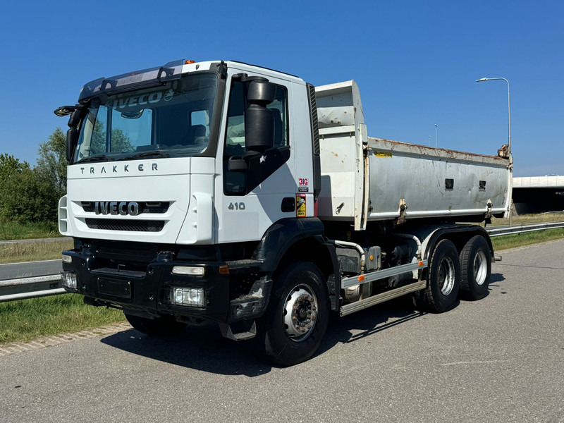 Iveco Trakker 410 6x4 Kipper - قلابات: صور 2 Iveco Trakker 410 6x4 Kipper - قلابات: صور 2
