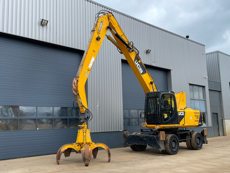 JCB JS200W - حفارة النقل والشحن: صور 2 JCB JS200W - حفارة النقل والشحن: صور 2