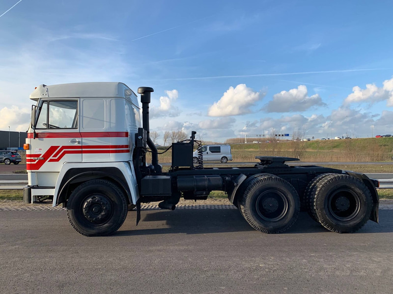 MAN 26.281 6x4 Tractor Head - شاحنة جرار: صور 2 MAN 26.281 6x4 Tractor Head - شاحنة جرار: صور 2