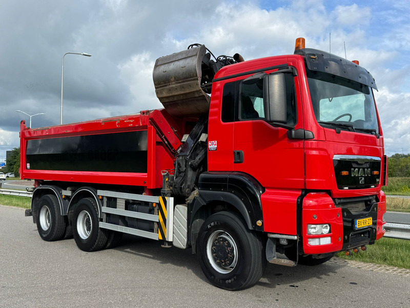 MAN TGS 32.400 6x6 Kipper with Crane - قلابات, شاحنة كرين: صور 1 MAN TGS 32.400 6x6 Kipper with Crane - قلابات, شاحنة كرين: صور 1