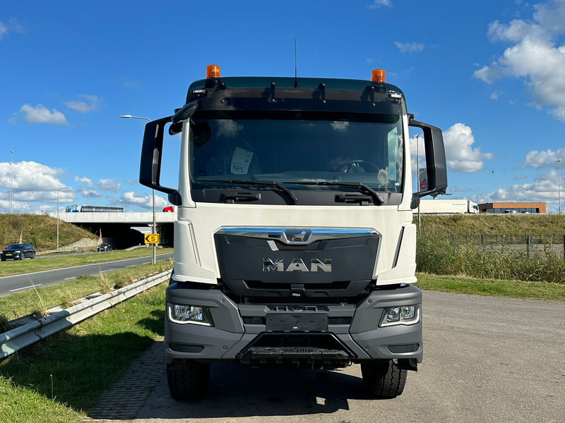 MAN TGS 33.400 BB SA 6x4 Manual - شاحنة جرار: صور 3 MAN TGS 33.400 BB SA 6x4 Manual - شاحنة جرار: صور 3