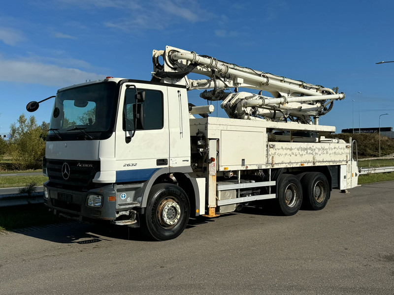 MERCEDESBENZ Actros 2632 6x4 with Putzmeister BSF 24-4 11 24m concrete pump - مضخة خرسانة: صور 1 MERCEDESBENZ Actros 2632 6x4 with Putzmeister BSF 24-4 11 24m concrete pump - مضخة خرسانة: صور 1