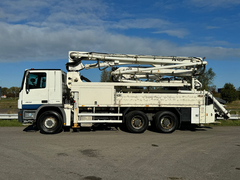 MERCEDESBENZ Actros 2632 6x4 with Putzmeister BSF 24-4 11 24m concrete pump - مضخة خرسانة: صور 2 MERCEDESBENZ Actros 2632 6x4 with Putzmeister BSF 24-4 11 24m concrete pump - مضخة خرسانة: صور 2
