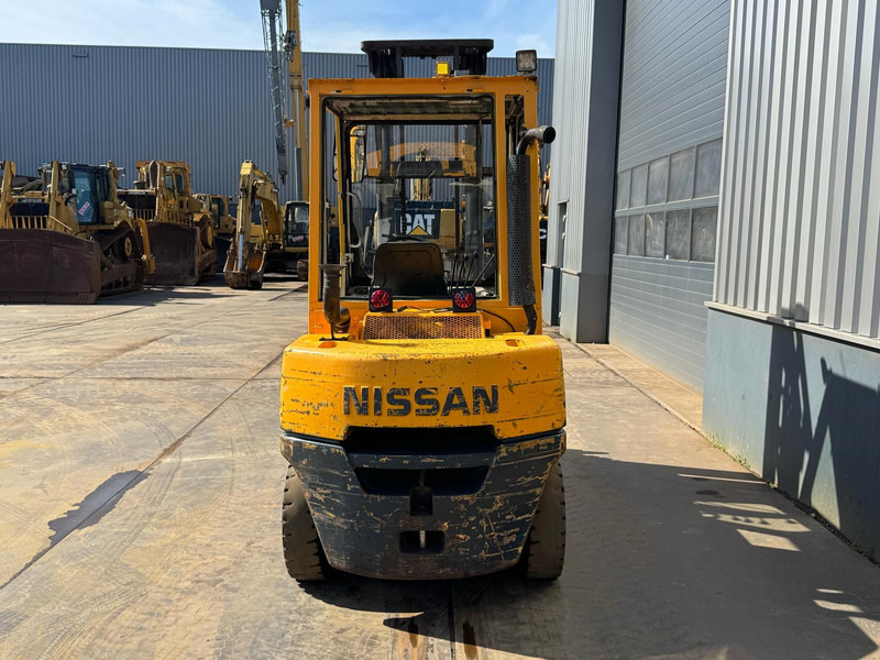 Nissan WGF03A45U - رافعة شوكية: صور 3 Nissan WGF03A45U - رافعة شوكية: صور 3
