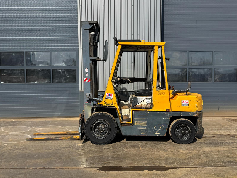 Nissan WGF03A45U - رافعة شوكية: صور 1 Nissan WGF03A45U - رافعة شوكية: صور 1