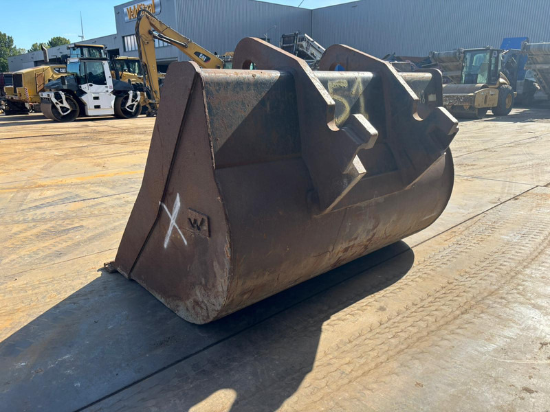 Verachtert GP bucket CW70 for 374F - بكت: صور 4 Verachtert GP bucket CW70 for 374F - بكت: صور 4