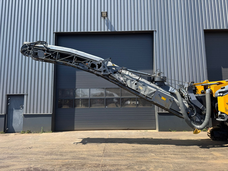 Wirtgen W100CFI - آلة أسفلت: صور 4 Wirtgen W100CFI - آلة أسفلت: صور 4