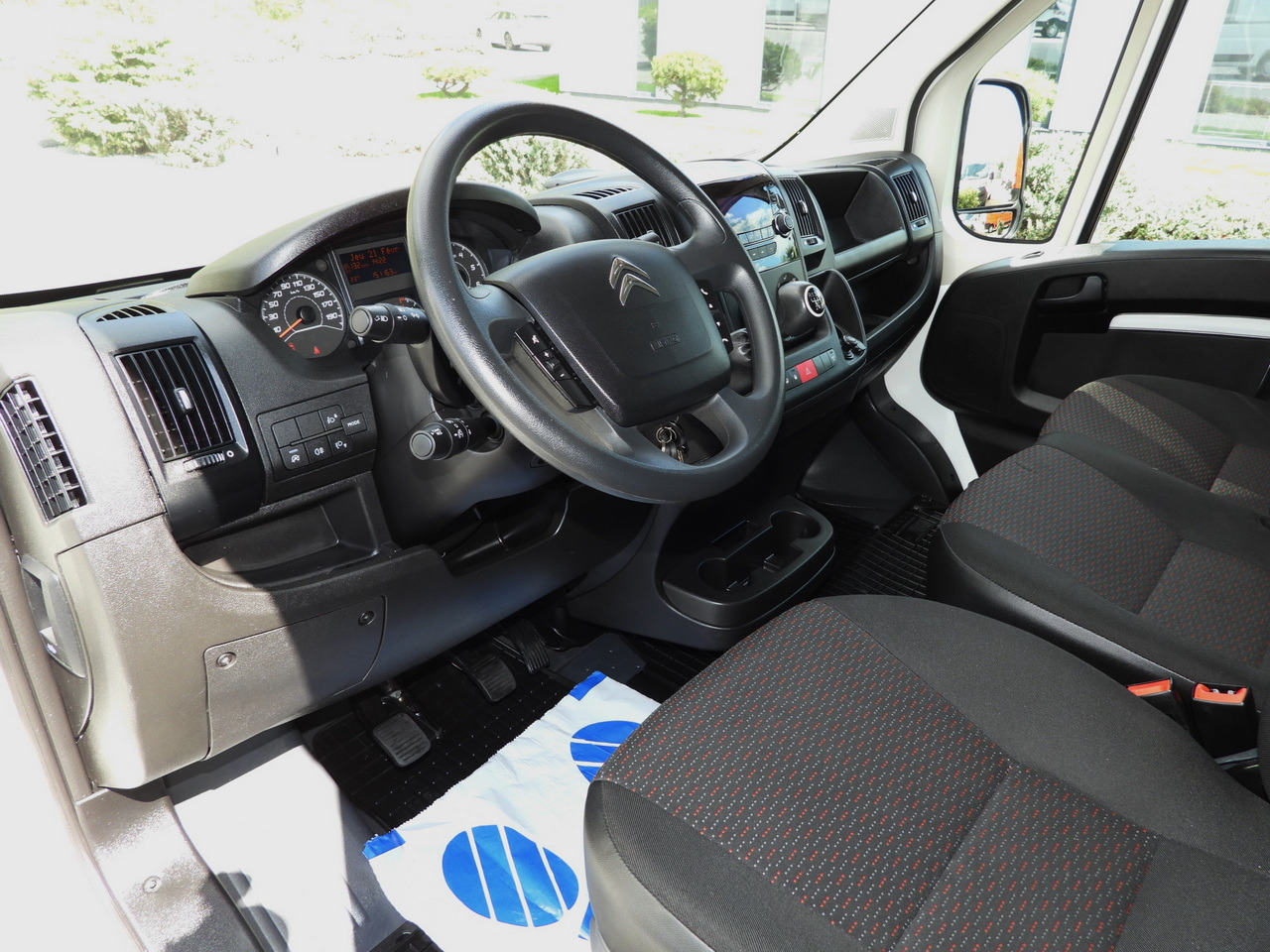 CITROEN JUMPER BOX DELIVERY VAN 7 SEATS CRUISE CONTROL 120HP - فان: صور 2 CITROEN JUMPER BOX DELIVERY VAN 7 SEATS CRUISE CONTROL 120HP - فان: صور 2