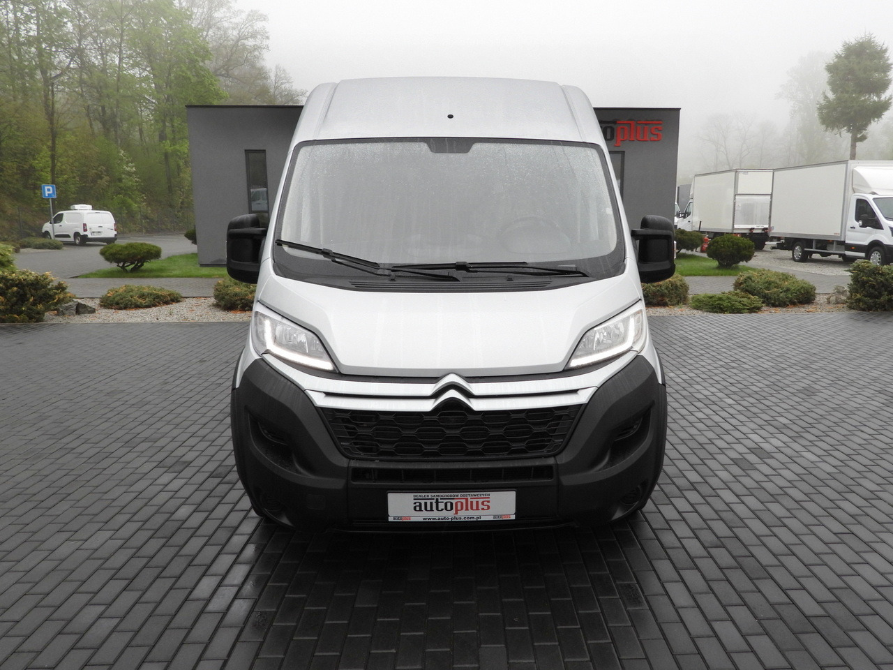 CITROEN JUMPER BOX DELIVERY VAN 7 SEATS CRUISE CONTROL LED LIGHTS AIR CONDITIONING 165HP - فان: صور 5 CITROEN JUMPER BOX DELIVERY VAN 7 SEATS CRUISE CONTROL LED LIGHTS AIR CONDITIONING 165HP - فان: صور 5