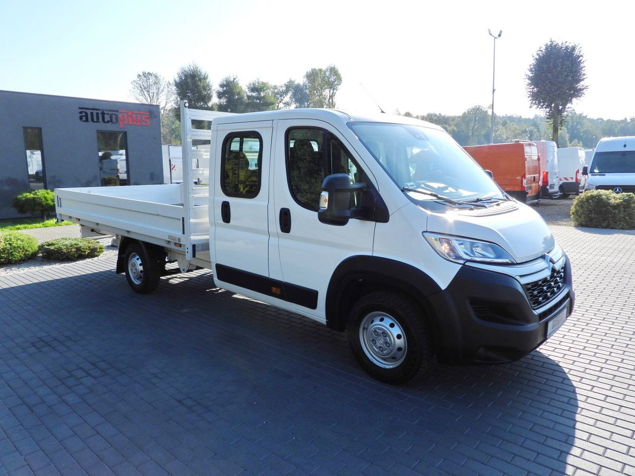 CITROEN JUMPER STAKE BODY DOUBLE CABIN DOKA 7 SEATS PNEUMATICS AIR CONDITIONING 140HP - الشاحنات الصغيرة كابينة مزدوجة: صور 4 CITROEN JUMPER STAKE BODY DOUBLE CABIN DOKA 7 SEATS PNEUMATICS AIR CONDITIONING 140HP - الشاحنات الصغيرة كابينة مزدوجة: صور 4