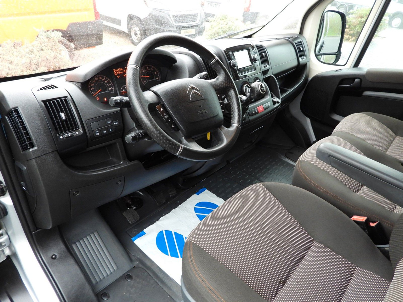 Citroën JUMPER KASTENWAGEN DOPPELKABINE 7 SITZE TEMPOMAT - فان, الشاحنات الصغيرة كابينة مزدوجة: صور 2 Citroën JUMPER KASTENWAGEN DOPPELKABINE 7 SITZE TEMPOMAT - فان, الشاحنات الصغيرة كابينة مزدوجة: صور 2