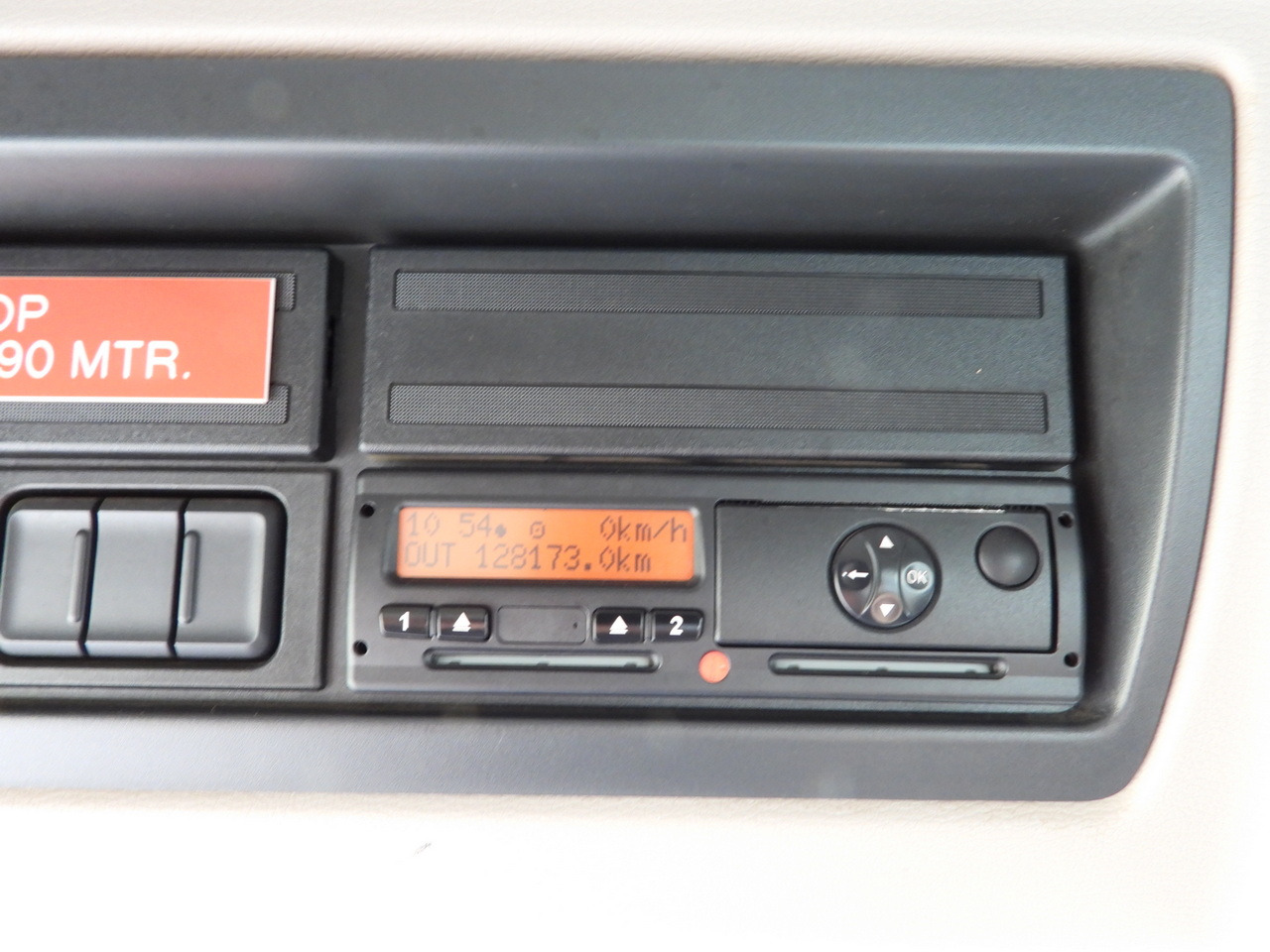 قلاب صغير DAF LF 180 THREE-WAY TIPPER CRUISE CONTROL LED LIGHTS AUTOMATIC TRANSMISSION TWIN WHEELS AIR CONDITIONING 180HP: صور 46 قلاب صغير DAF LF 180 THREE-WAY TIPPER CRUISE CONTROL LED LIGHTS AUTOMATIC TRANSMISSION TWIN WHEELS AIR CONDITIONING 180HP: صور 46