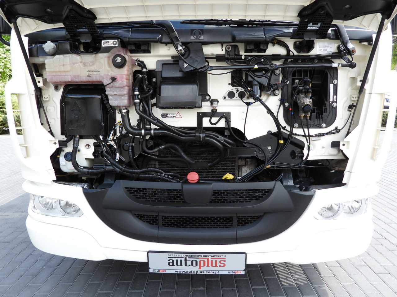 قلاب صغير DAF LF 180 THREE-WAY TIPPER CRUISE CONTROL LED LIGHTS AUTOMATIC TRANSMISSION TWIN WHEELS AIR CONDITIONING 180HP: صور 28 قلاب صغير DAF LF 180 THREE-WAY TIPPER CRUISE CONTROL LED LIGHTS AUTOMATIC TRANSMISSION TWIN WHEELS AIR CONDITIONING 180HP: صور 28