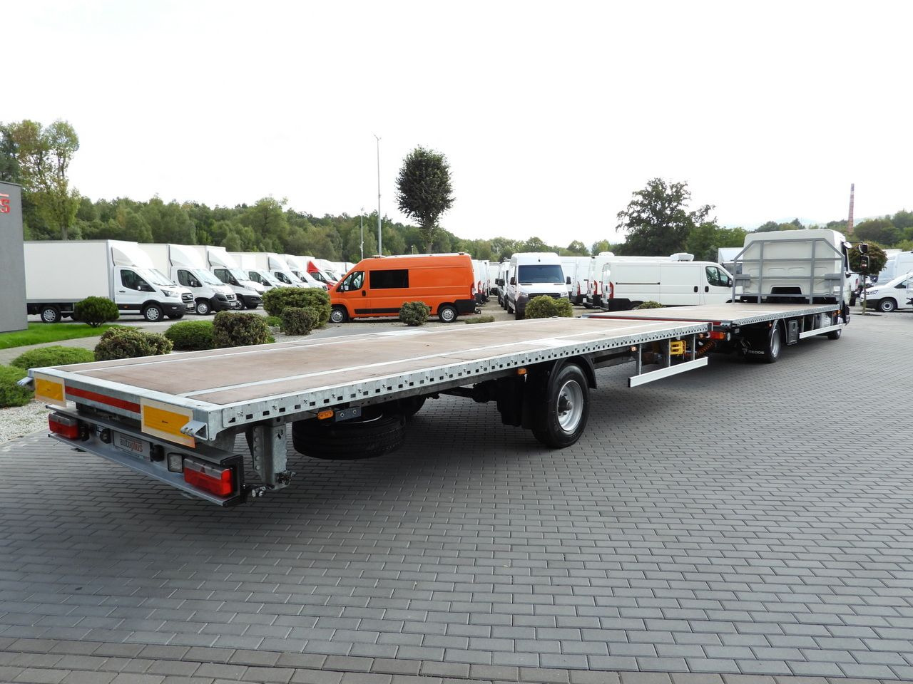 DAF LF 230 CONTAINER CARRIER PLATFORM + TRAILER WEBASTO CRUISE CONTROL LED LIGHTS PNEUMATICS AUTOMATIC TRANSMISSION TWIN WHEELS AIR CONDITIONING 230HP - شاحنات الحاويات/ جسم علوي قابل للتغيير شاحنة: صور 3 DAF LF 230 CONTAINER CARRIER PLATFORM + TRAILER WEBASTO CRUISE CONTROL LED LIGHTS PNEUMATICS AUTOMATIC TRANSMISSION TWIN WHEELS AIR CONDITIONING 230HP - شاحنات الحاويات/ جسم علوي قابل للتغيير شاحنة: صور 3