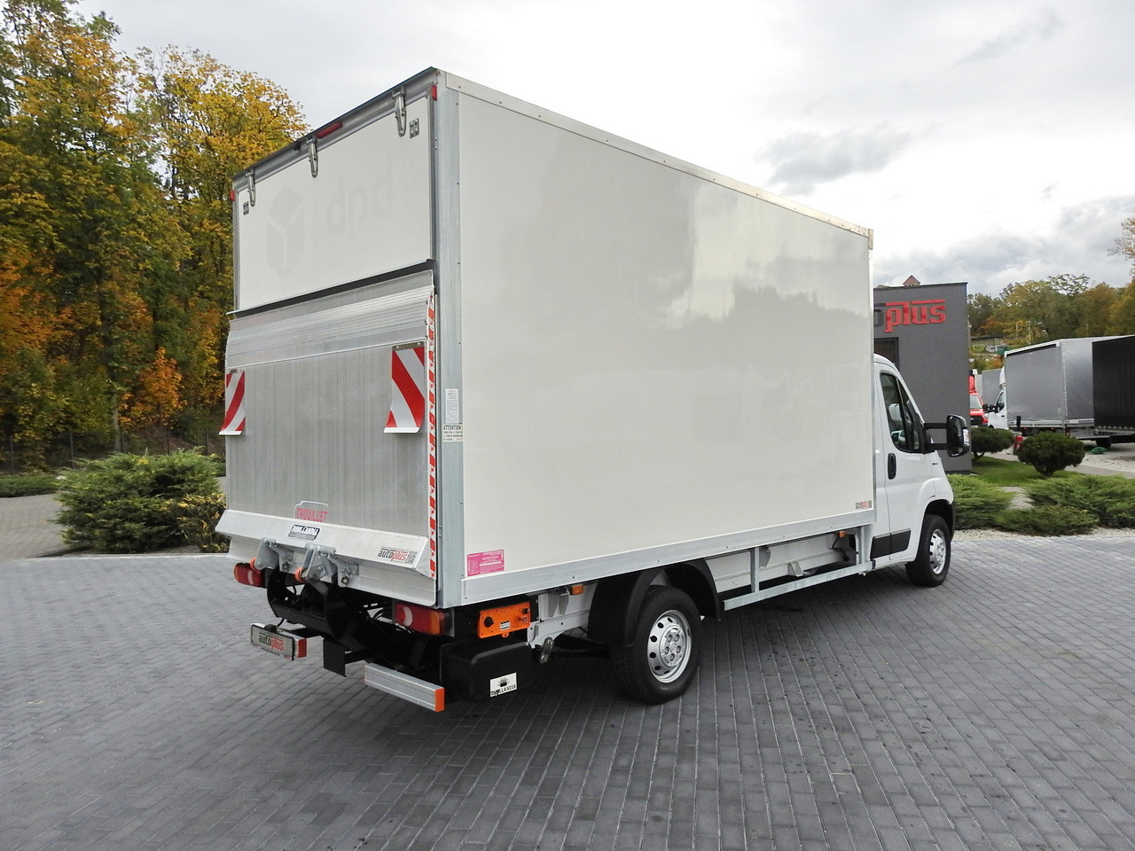 FIAT DUCATO BOX LIFT 8 PALLETS CRUISE CONTROL NAVIGATION AIR CONDITIONING LED LIGHTS 130HP - الشاحنات الصغيرة صندوق مغلق: صور 3 FIAT DUCATO BOX LIFT 8 PALLETS CRUISE CONTROL NAVIGATION AIR CONDITIONING LED LIGHTS 130HP - الشاحنات الصغيرة صندوق مغلق: صور 3