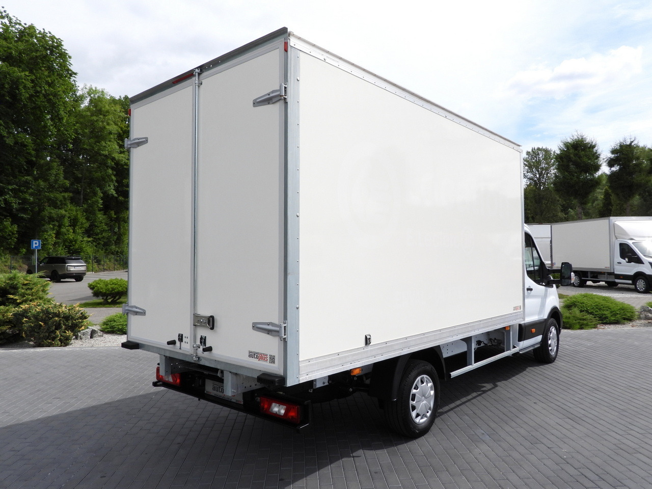 FORD TRANSIT BOX 8 PALLETS CRUISE CONTROL AIR CONDITIONING 130HP - الشاحنات الصغيرة صندوق مغلق: صور 3 FORD TRANSIT BOX 8 PALLETS CRUISE CONTROL AIR CONDITIONING 130HP - الشاحنات الصغيرة صندوق مغلق: صور 3