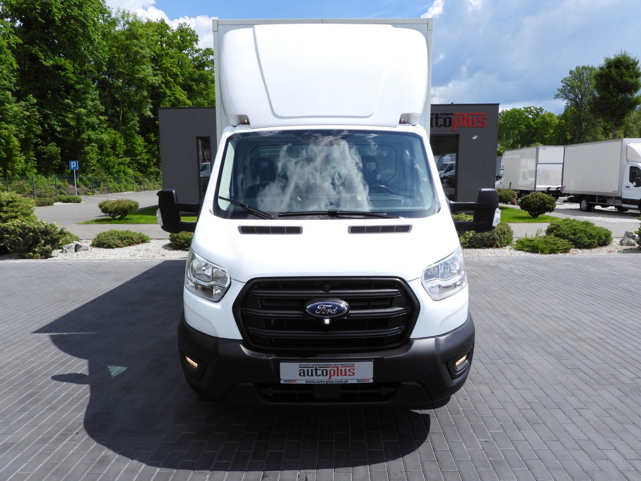 FORD TRANSIT BOX LIFT 8 PALLETS CRUISE CONTROL LED LIGHTS AIR CONDITIONING 130HP - الشاحنات الصغيرة المبردة: صور 5 FORD TRANSIT BOX LIFT 8 PALLETS CRUISE CONTROL LED LIGHTS AIR CONDITIONING 130HP - الشاحنات الصغيرة المبردة: صور 5