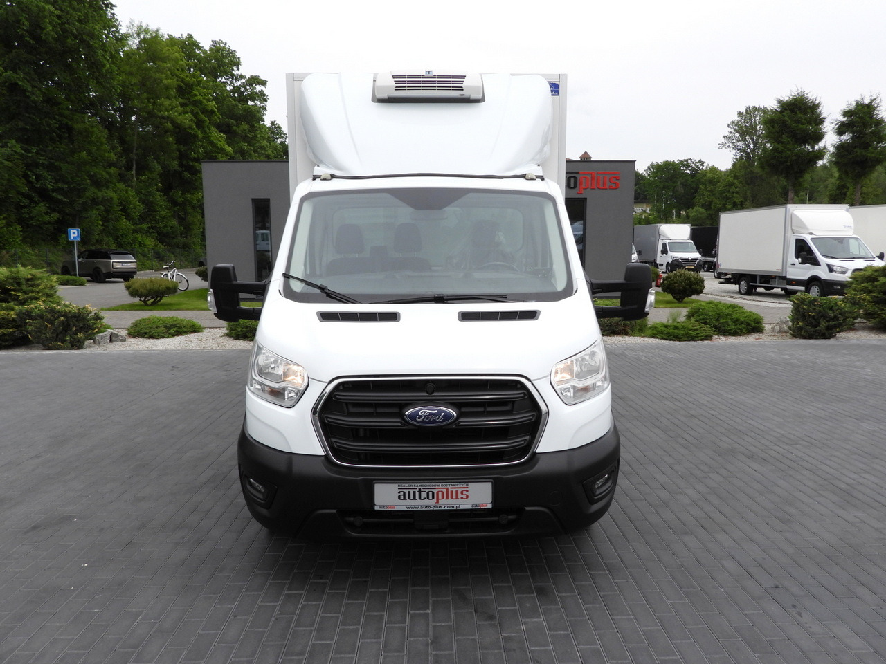 FORD TRANSIT BOX / REFRIGERATOR BOX 5*C / CRUISE CONTROL LED LIGHTS TWIN WHEELS AIR CONDITIONING 130HP - الشاحنات الصغيرة صندوق مغلق: صور 5 FORD TRANSIT BOX / REFRIGERATOR BOX 5*C / CRUISE CONTROL LED LIGHTS TWIN WHEELS AIR CONDITIONING 130HP - الشاحنات الصغيرة صندوق مغلق: صور 5